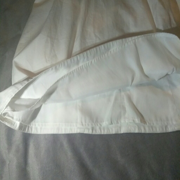 CLEARANCE ‼️Bebe Lightweight Empire Waist Mini - Picture 3 of 4